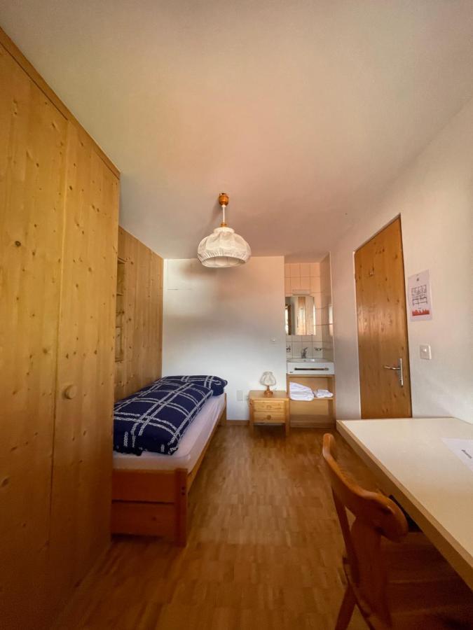 Gasthaus Beverin Farden Exteriör bild